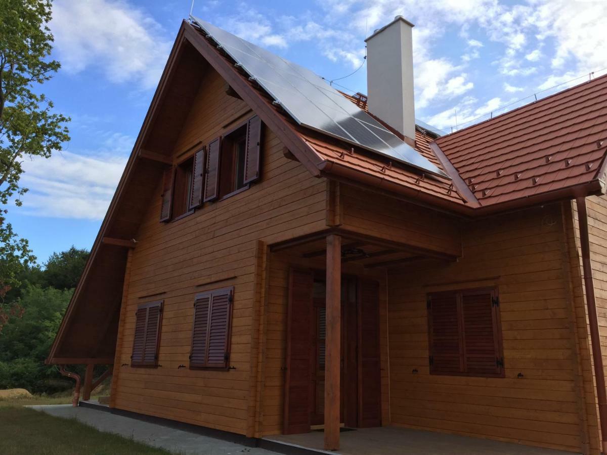 Ferienwohnung Boejti Pince Tormafolde Exterior foto